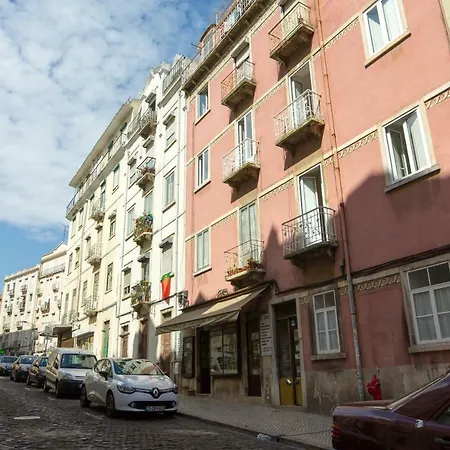 Lisbon Heart 1-Cozy Flat-Family Friendly-2